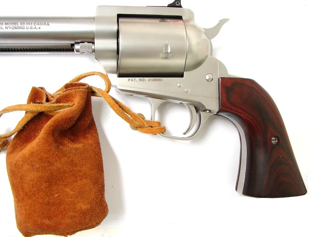 Freedom Arms 83 Fieldgrade .454 Casull/45 C caliber revolver. 7 1/2″ model with dual cylinders. Excellent condition. (PR22388)